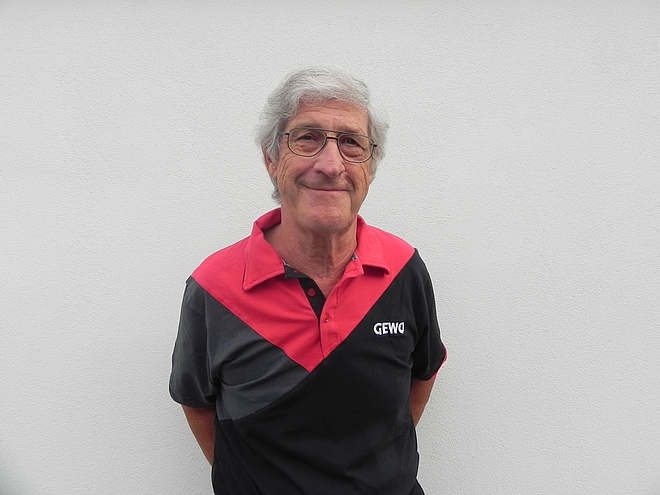 8. Klaus Schwarz